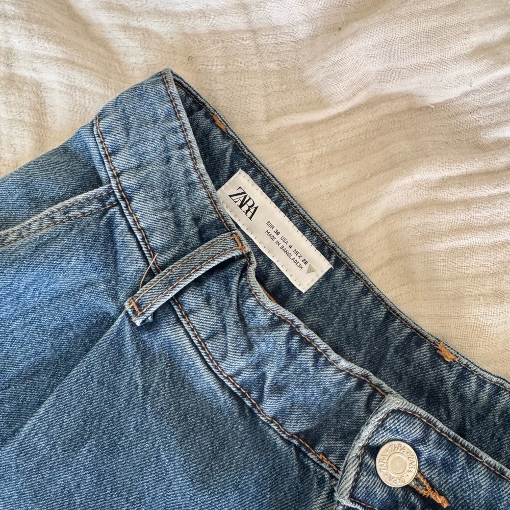 Zara Women's wide leg Jean